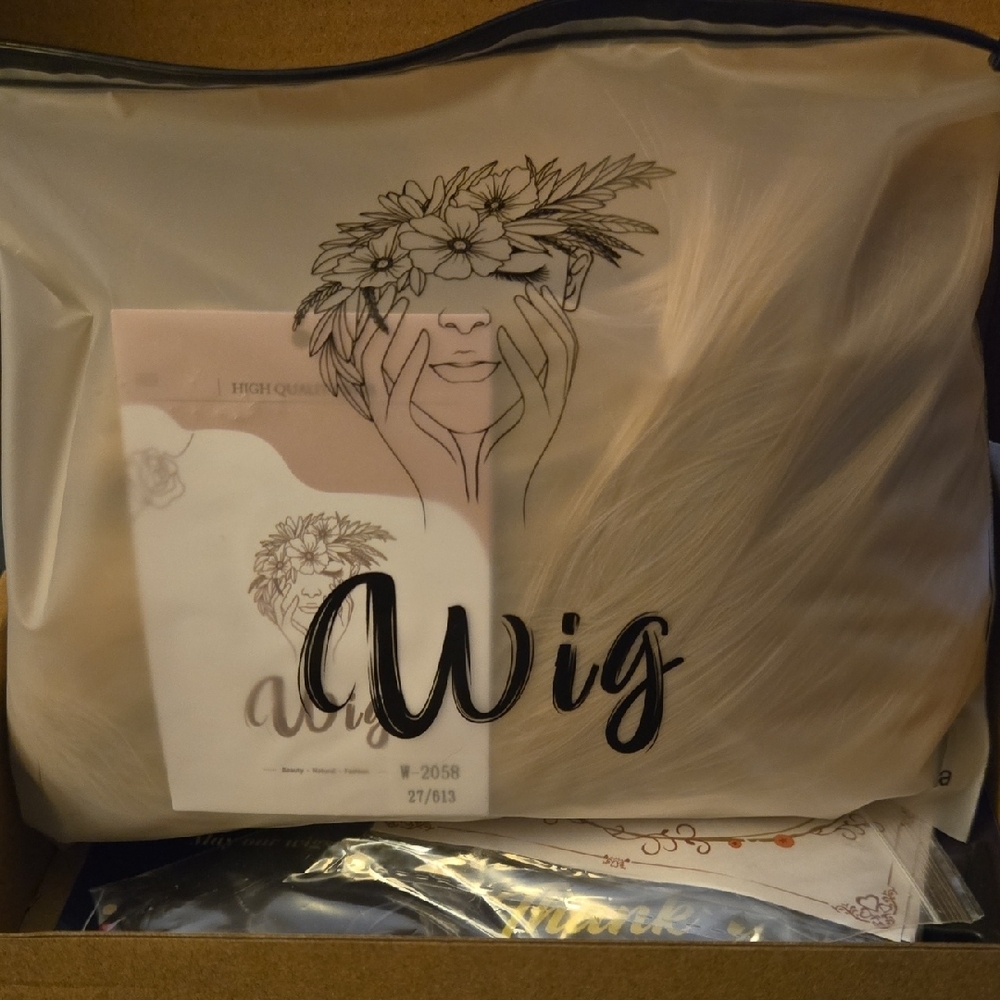 New Auguyist Light Blonde Men's Or Women's Hair Wig - Picture 4 of 4